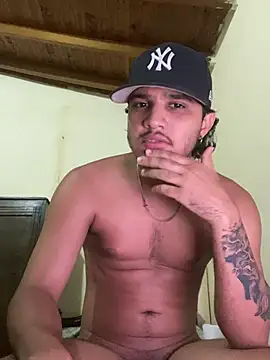 Snapshot of daniel6916 chatting on 02.12.25 daniel6916 online show from 02.12.25