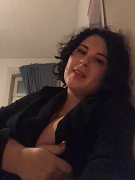 Snapshot of LunaSoleil9 chatting on 02.09.25 LunaSoleil9 online show from 02.09.25