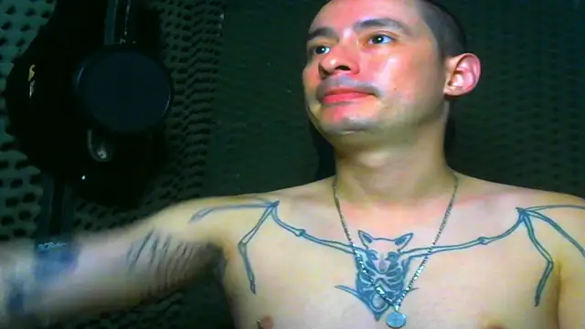 vampireathome online show from 03.17.25