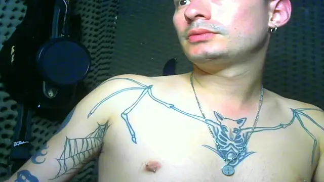 vampireathome online show from 03.19.25