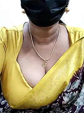 Snapshot of niiveditha chatting on 02.16.25 niiveditha online show from 02.16.25