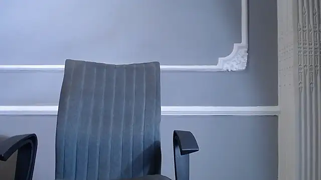 Snapshot of LiamRivers_ chatting on 11.14.25 LiamRivers online show from 11.14.25