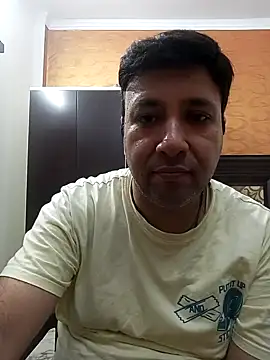 Snapshot of innocentboy1987 chatting on 09.09.25 innocentboy1987 online show from 09.09.25