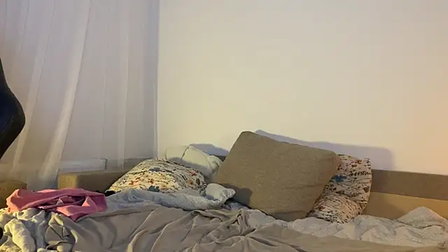 Snapshot of Sabrinaanddaniel chatting on 02.21.25 Sabrinaanddaniel online show from 02.21.25