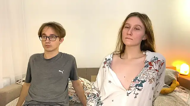 Sabrinaanddaniel online show from 03.18.25