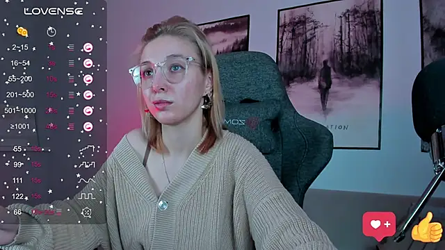 Snapshot of PhilippaAdamas chatting on 02.20.25 PhilippaAdamas online show from 02.20.25