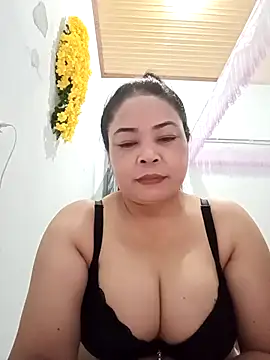 Snapshot of Baby-bigtits2024 chatting on 03.09.25 Baby-bigtits2024 online show from 03.09.25