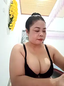 Snapshot of Baby-bigtits2024 chatting on 03.12.25 Baby-bigtits2024 online show from 03.12.25