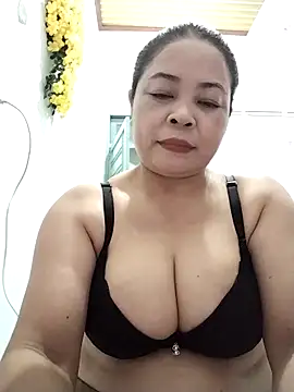 Snapshot of Baby-bigtits2024 chatting on 09.10.25 Baby-bigtits2024 online show from 09.10.25