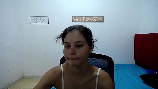 Snapshot of flakita_sexyhot chatting on 09.09.25 flakita sexyhot online show from 09.09.25