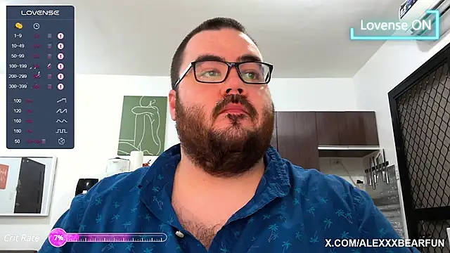 Snapshot of alexxxbear chatting on 03.20.25 alexxxbear online show from 03.20.25