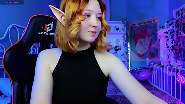 Snapshot of MizukiNoYoru chatting on 02.17.25 MizukiNoYoru online show from 02.17.25