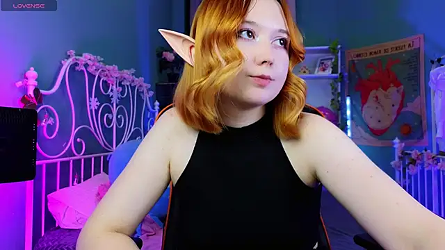 Snapshot of MizukiNoYoru chatting on 02.22.25 MizukiNoYoru online show from 02.22.25