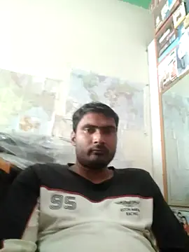 Snapshot of ccuteboyyyy chatting on 03.01.25 ccuteboyyyy online show from 03.01.25