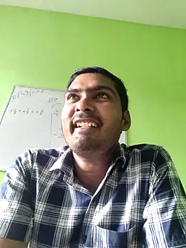 Snapshot of ccuteboyyyy chatting on 09.12.25 ccuteboyyyy online show from 09.12.25