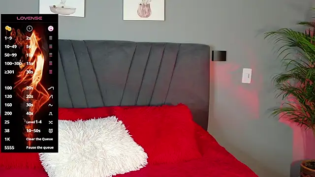 Snapshot of alejandra_jonees chatting on 02.15.25 alejandra jonees online show from 02.15.25