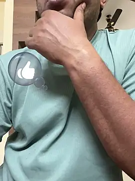 Snapshot of Kristi_Uniq chatting on 02.11.25 Kristi Uniq online show from 02.11.25