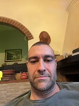 Snapshot of Jackcazzone_82 chatting on 03.01.25 Jackcazzone 82 online show from 03.01.25