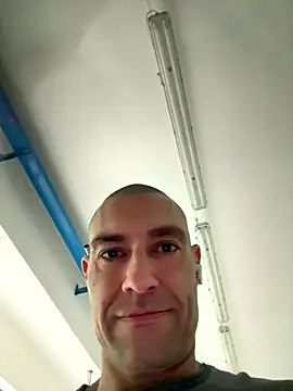 Snapshot of Jackcazzone_82 chatting on 10.01.25 Jackcazzone 82 online show from 10.01.25