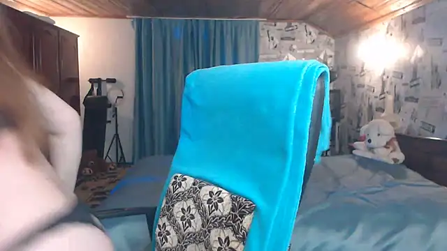 Snapshot of Tatyana72 chatting on 03.17.25 Tatyana72 online show from 03.17.25