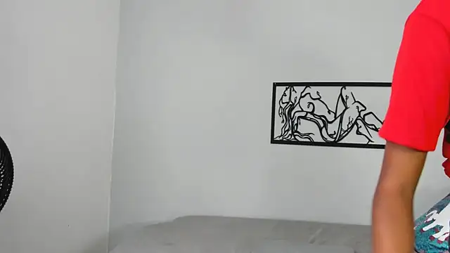 Snapshot of karina-lopez chatting on 10.16.25 karina-lopez online show from 10.16.25