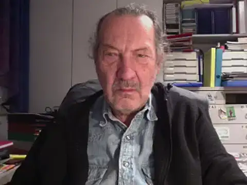 Snapshot of HMStraps01 chatting on 12.01.24 HMStraps01 online show from 12.01.24