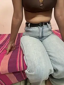 Snapshot of Pushpa-jhukegi chatting on 10.12.25 Pushpa-jhukegi online show from 10.12.25