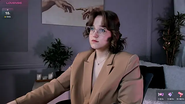 Snapshot of Rada_Woods chatting on 02.28.25 Rada Woods online show from 02.28.25