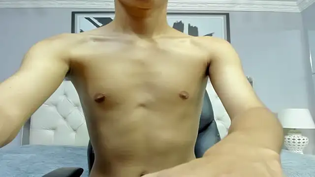 Snapshot of Johann_sex chatting on 09.23.25 Johann sex online show from 09.23.25