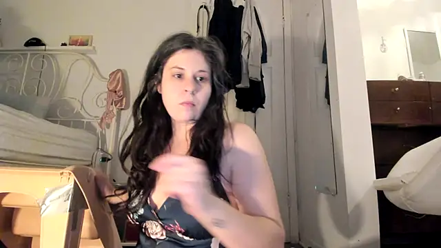 Snapshot of Rosiee69_ chatting on 02.24.25 Rosiee69  online show from 02.24.25