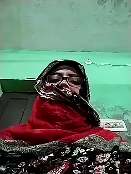 Snapshot of cuteangel9999 chatting on 02.18.25 cuteangel9999 online show from 02.18.25