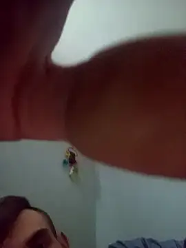 Snapshot of GrindingOvermuch chatting on 10.24.25 GrindingOvermuch online show from 10.24.25