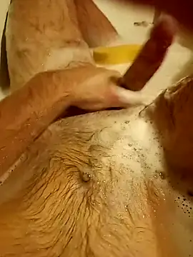 Snapshot of GrindingOvermuch chatting on 10.25.25 GrindingOvermuch online show from 10.25.25