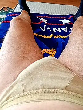 Snapshot of Vali1969 chatting on 09.15.25 Vali1969 online show from 09.15.25