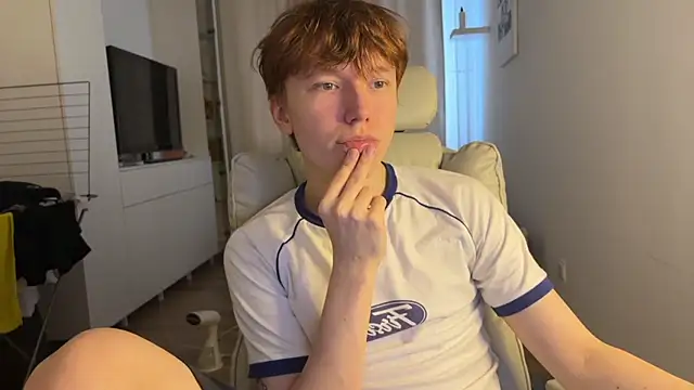 Snapshot of tommy_colson chatting on 11.17.25 tommy colson online show from 11.17.25