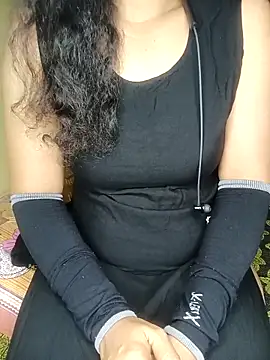 Snapshot of geetha_telugu_kan277 chatting on 03.10.25 geetha telugu kan277 online show from 03.10.25