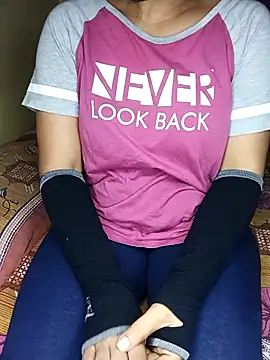 Snapshot of geetha_telugu_kan277 chatting on 09.09.25 geetha telugu kan277 online show from 09.09.25