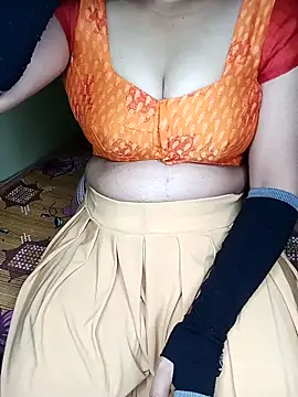 Snapshot of geetha_telugu_kan277 chatting on 09.11.25 geetha telugu kan277 online show from 09.11.25