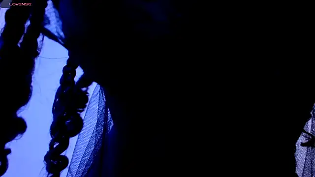 Snapshot of penpu_st chatting on 02.24.25 penpu st online show from 02.24.25