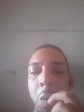 Snapshot of Pikao7 chatting on 03.18.25 Pikao7 online show from 03.18.25