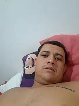 Snapshot of comcoroas chatting on 02.25.25 comcoroas online show from 02.25.25