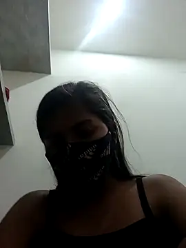 Snapshot of heena-3678 chatting on 03.18.25 heena-3678 online show from 03.18.25