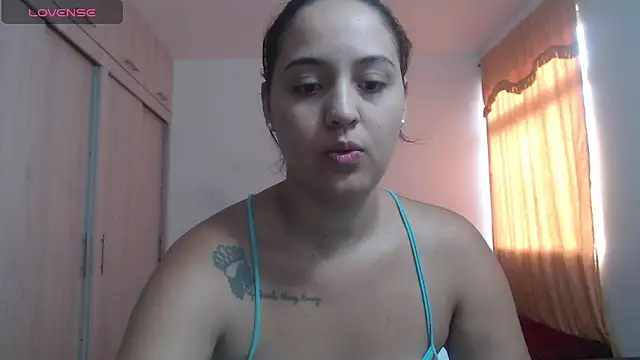 Anthonela Queen online show from 10.15.25