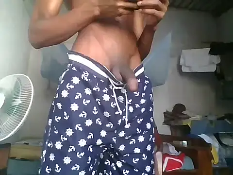 Snapshot of boodjona2 chatting on 10.25.25 boodjona2 online show from 10.25.25