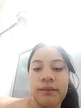 Snapshot of Valen_thompsom_002 chatting on 09.22.25 Valen thompsom 002 online show from 09.22.25