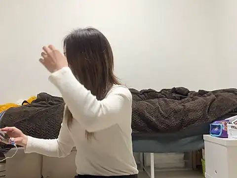 Snapshot of daiyo_kai_Gutara chatting on 03.05.25 daiyo kai Gutara online show from 03.05.25