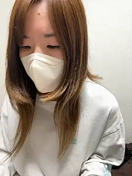 Snapshot of daiyo_kai_Gutara chatting on 10.06.25 daiyo kai Gutara online show from 10.06.25