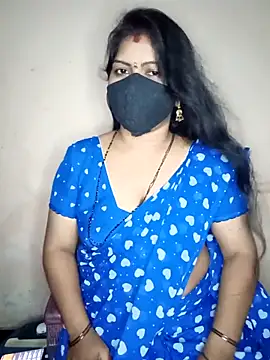 Snapshot of Bagi-Sexy chatting on 09.20.25 Bagi-Sexy online show from 09.20.25