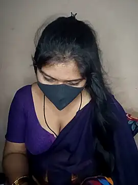 Snapshot of Bagi-Sexy chatting on 09.28.25 Bagi-Sexy online show from 09.28.25