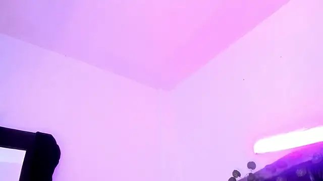 Snapshot of Andrew_Wolff chatting on 03.12.25 Andrew Wolff online show from 03.12.25